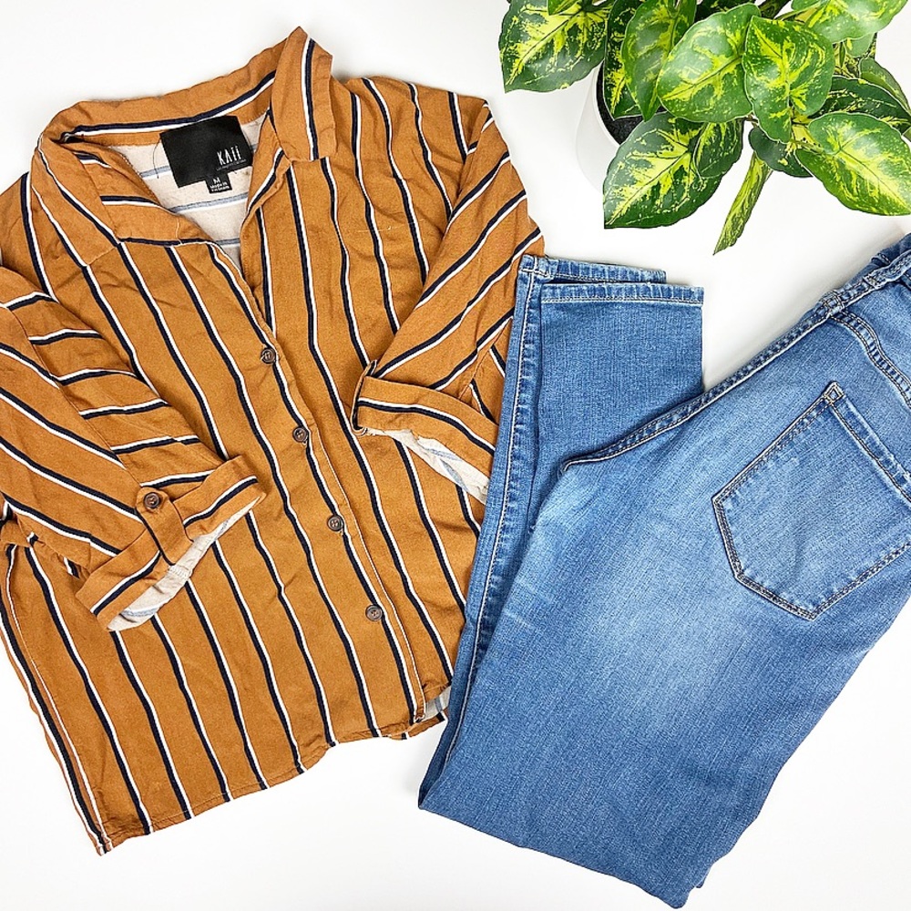 Cropped ButtonUp